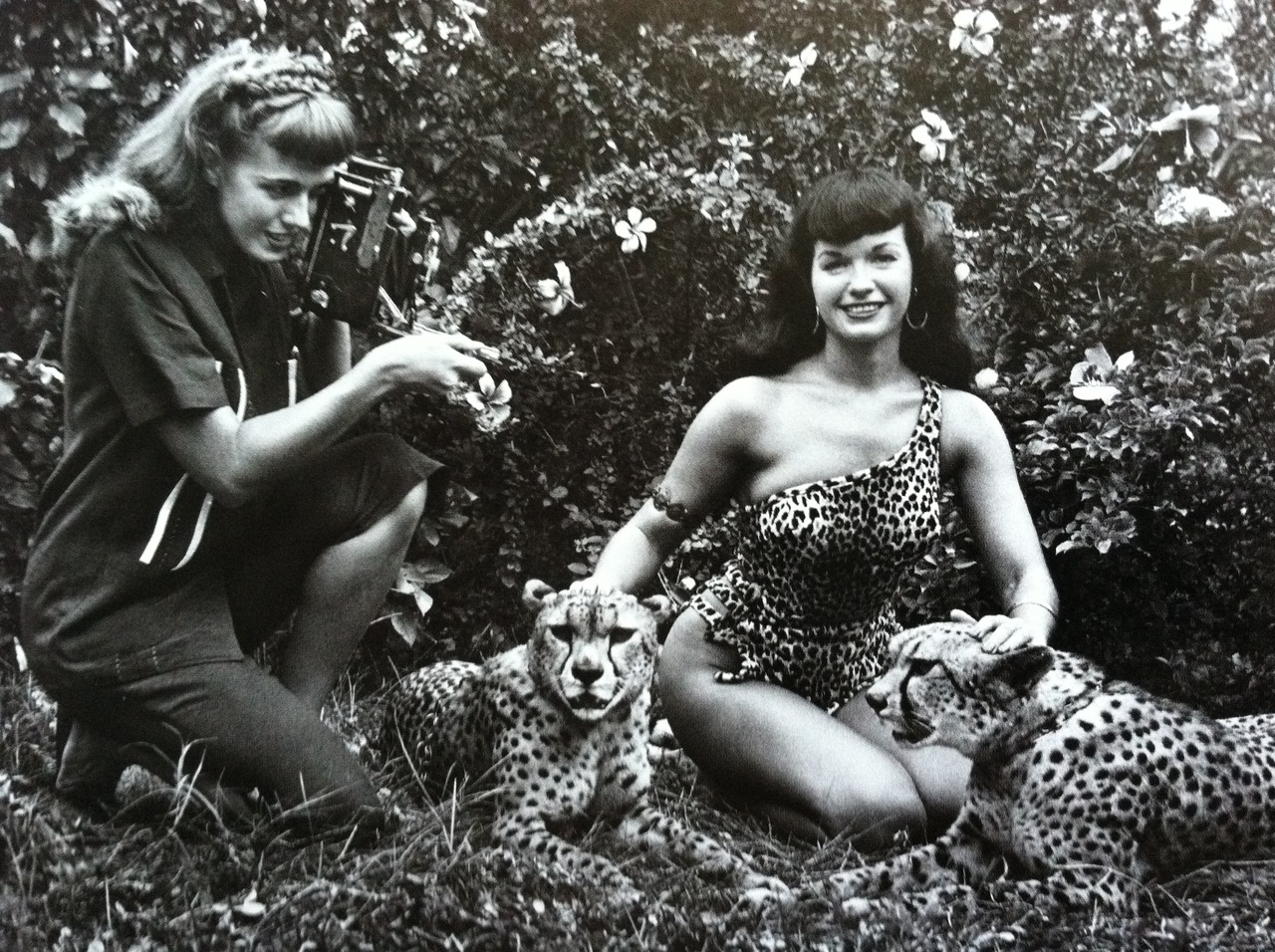 Bettie Page Nude Vintage Lesbian - Bettie & Bunny: The Real Story About Their Relationship | Bettie Page