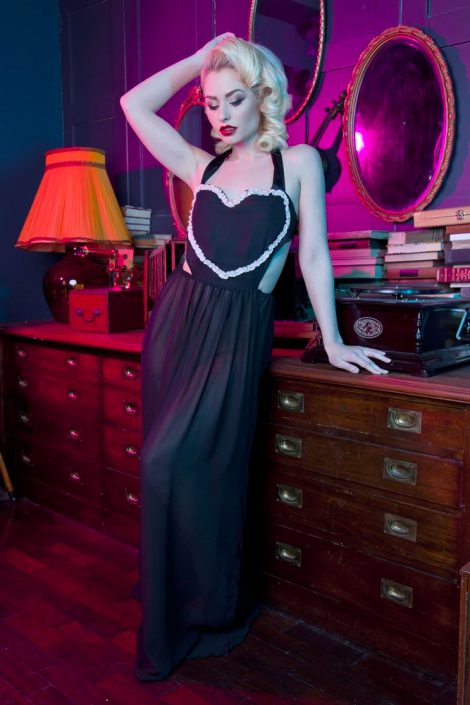 Heart Tie Chemise (Black) | Bettie Page